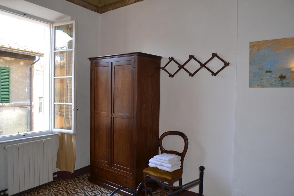 La Casa Di Antonella Hotel เซียนา ภายนอก รูปภาพ