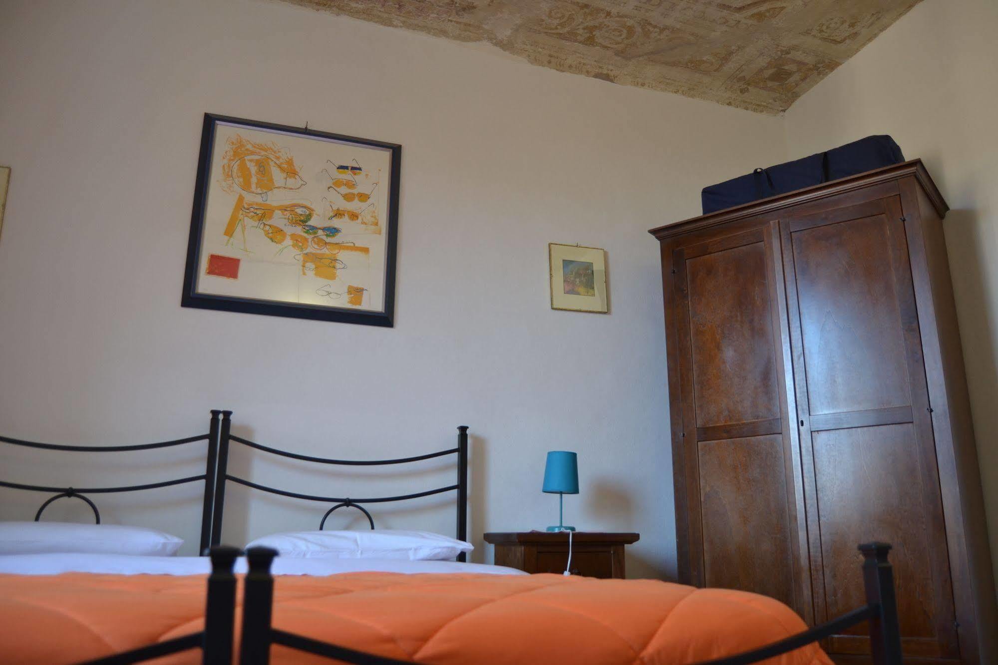 La Casa Di Antonella Hotel เซียนา ภายนอก รูปภาพ